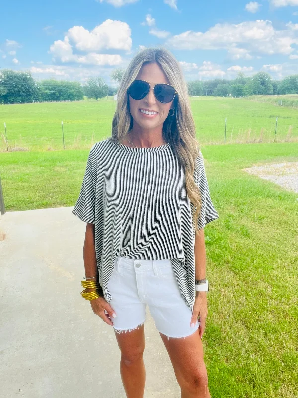 Affordable Trendy Fashion FOREVER CHIC TOP- BLACK