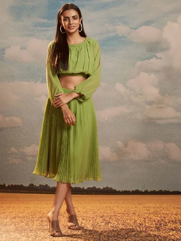 Easy Elegance Sales Green Solid Faux Georgette Straight Crop Top With A-Line Skirt